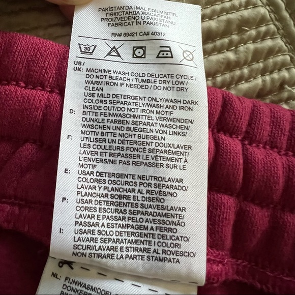 Reebok Women's Standard Fleece Joggers, Punch Berry, X-Small - Picture 9 of 9